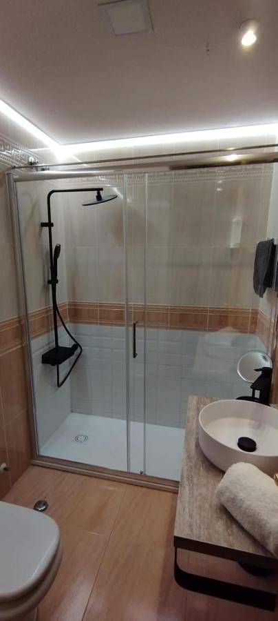 Gîte pour 7 personnes, avec piscine et terrasse ainsi que vue et bassin pour enfant, animaux acceptés à Ávila - 3