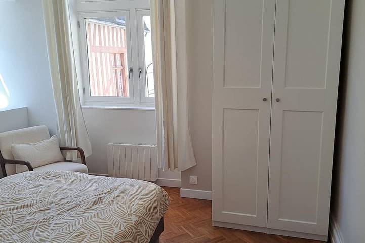 Ganze Wohnung, Apartment in the historic center of Orléans in Orléans, Loire-Tal