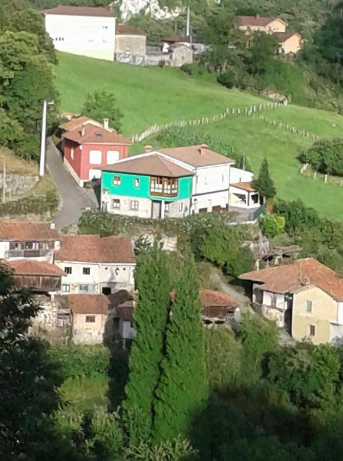 Casa rural para 4 personas, con jardín y vistas en Bimenes