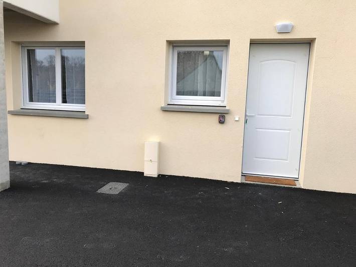 Gîte pour 6 personnes, avec jardin et terrasse, animaux acceptés à Savigné-l'Évêque - 3