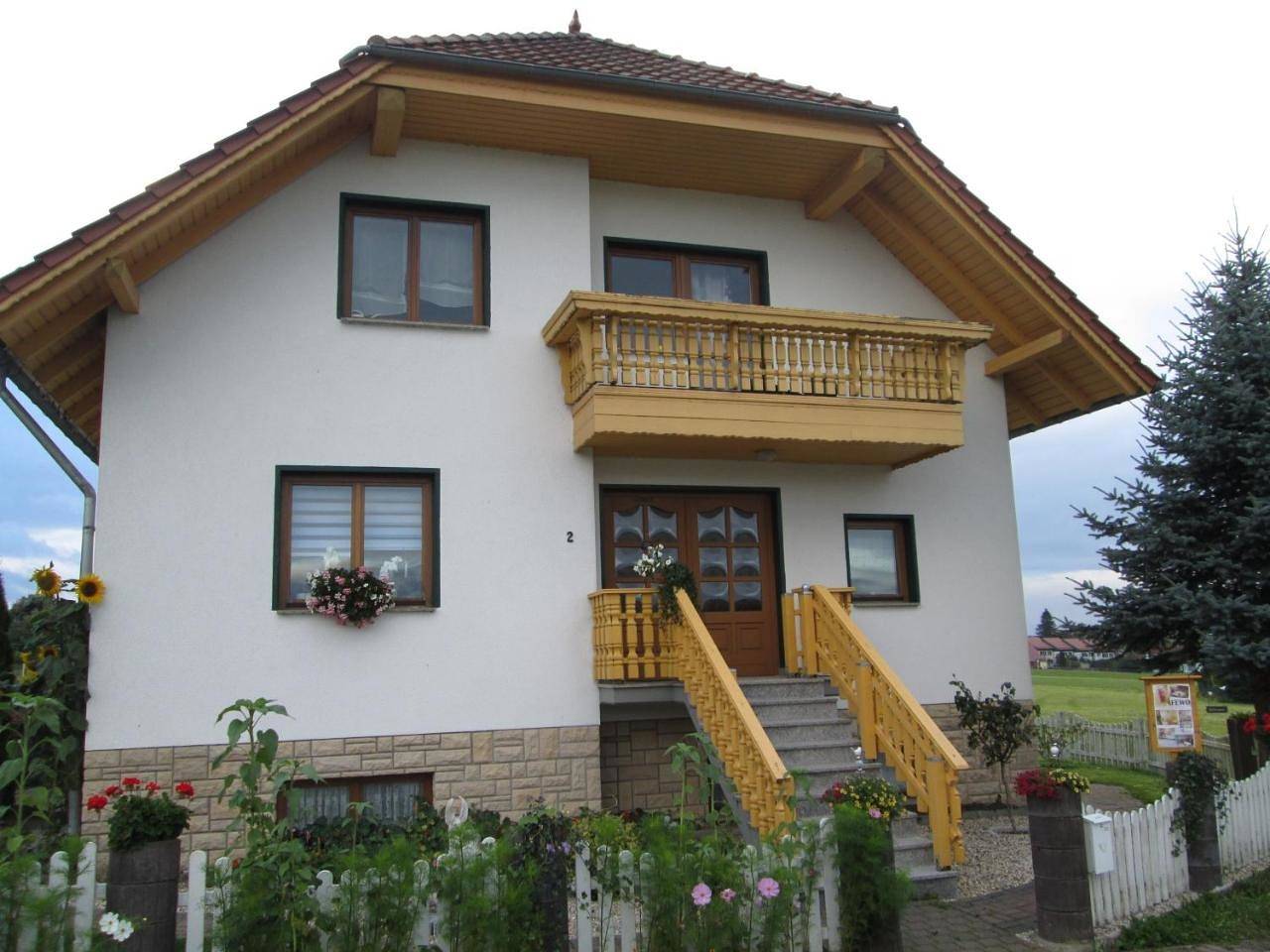 Ganze Wohnung, Apartment with Sauna in Thale, Harzvorland