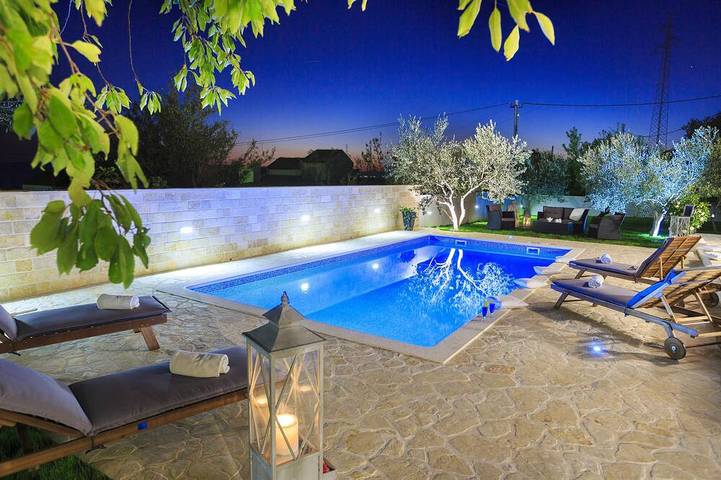 Villa für 13 Personen, mit Garten in Split-Dalmatien