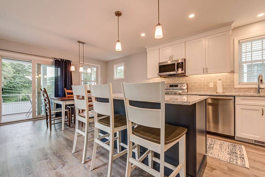 The Cottage in Bonnet Shores Private Beach Community in Narragansett, Washington County (RI)