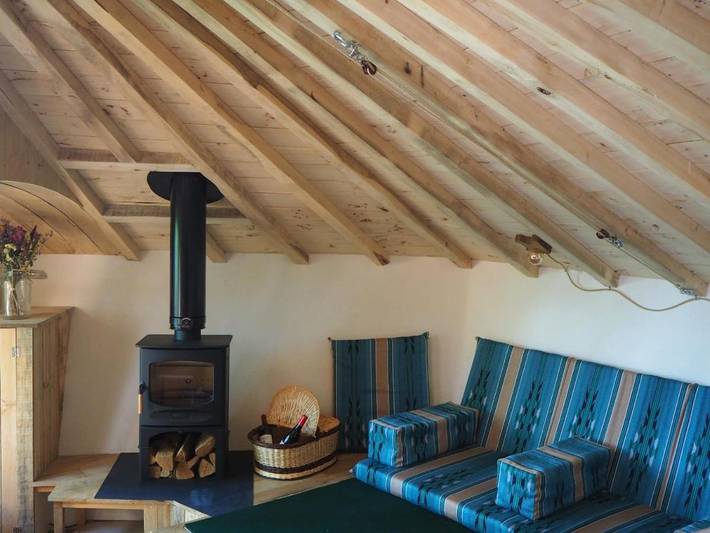 Gîte pour 4 personnes, avec sauna et piscine ainsi que vue et jardin à L'Isle-Bouzon - 4