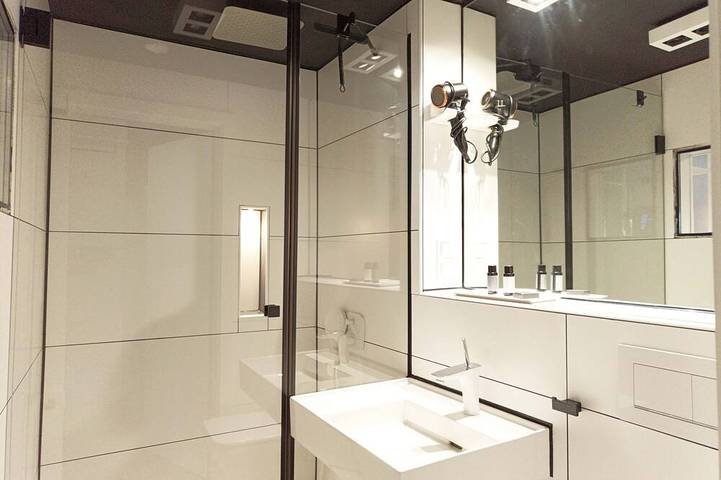 Nox Hotel - Digital-Check-In - No Reception - nahe Bretten & Karlsruhe in Walzbachtal, Kraichgau