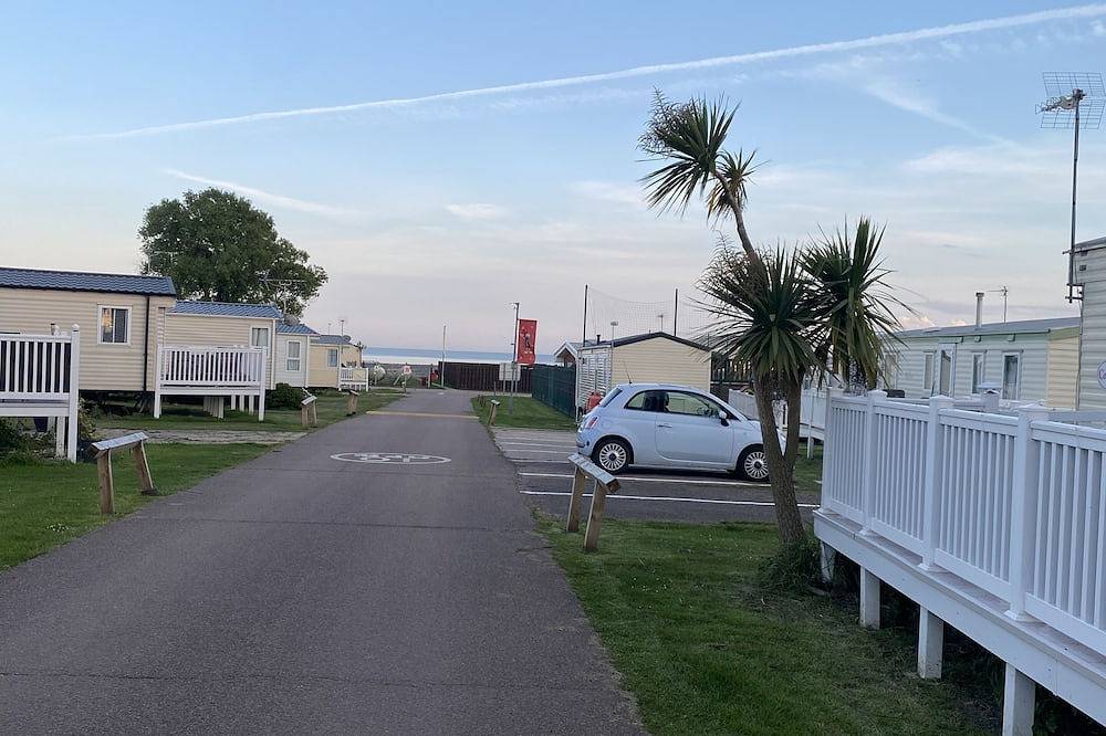 Pokerdot 1 Getaway- The perfect place to Stay, Play and Getaway.. in Mersea Island, Colchester