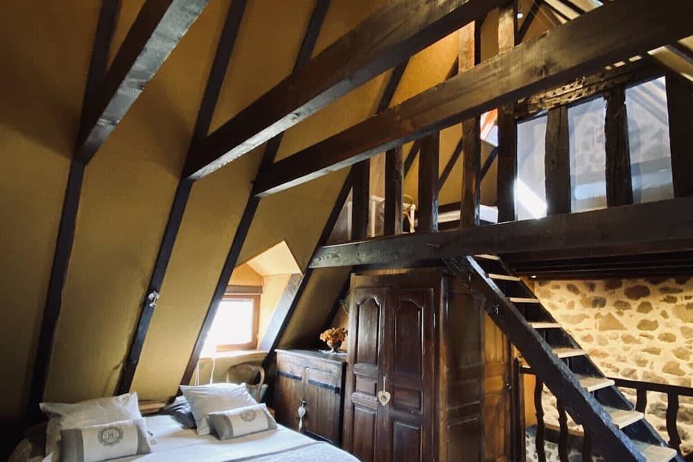 Maison De Charme 4* Typique En Barriade 4 pers in Mandailles-Saint-Julien, Région d'Aurillac