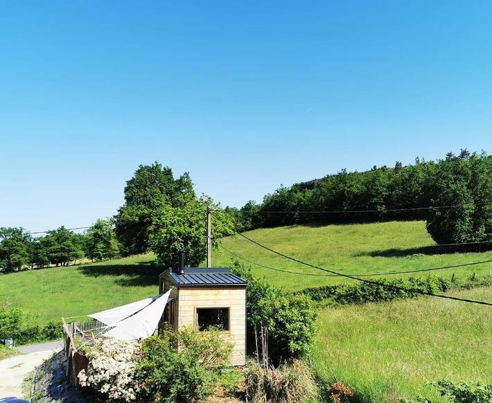 Gîte pour 3 personnes, avec jardin ainsi que terrasse et vue à Saint-Étienne-Lardeyrol - 2