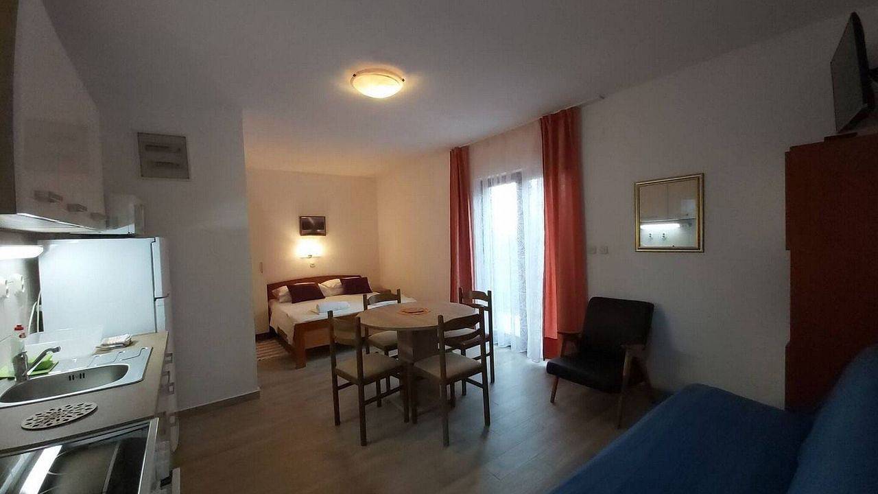 Ganze Ferienwohnung, Ferienwohnung für 2 Personen (25 m²) in Zavala in Zavala, Hvar