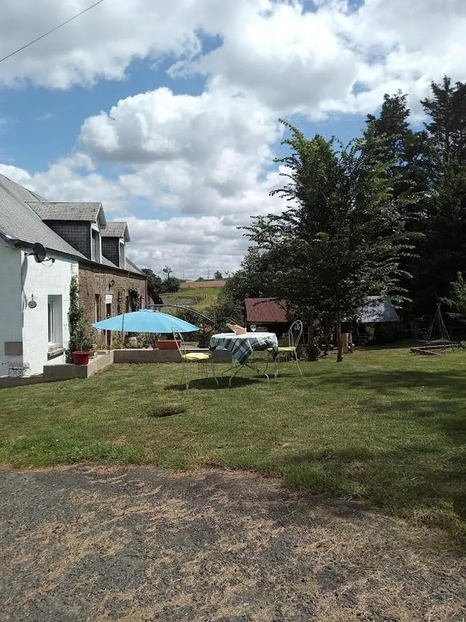 Chambre d’hôte pour 4 personnes, avec vue ainsi que jardin et piscine - 1