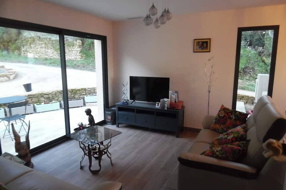New, B&B,\" coeur-de-Bonnieux\"  Wifi and Ac in beautiful Bonnieux Luberon France in Bonnieux, Parque natural regional del Luberon