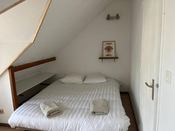 Location de vacances pour 12 personnes, avec jardin et piscine ainsi que sauna et jacuzzi à Camoël - 4