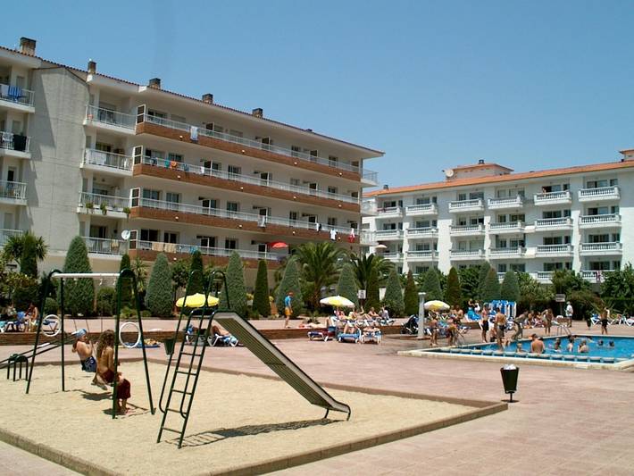 Appartement de vacances entier, Ap Costas - Lotus / Deux Chambres in Els Pins Blanes, Blanes