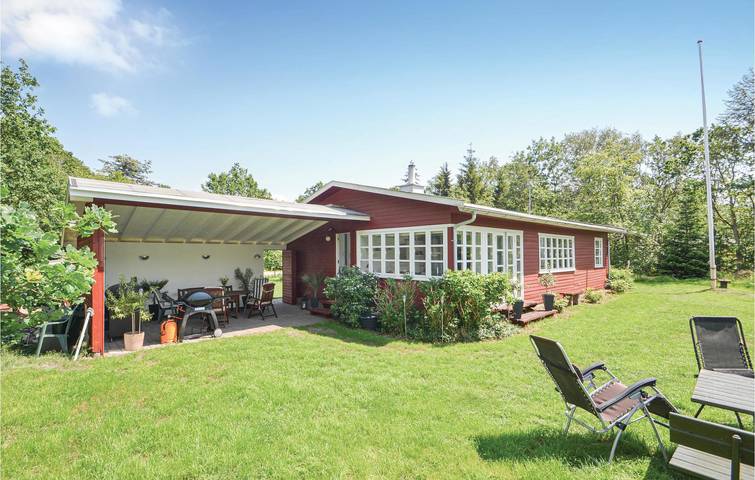 Ferienhaus für 8 Personen, mit Terrasse und Garten in Ahl Strand