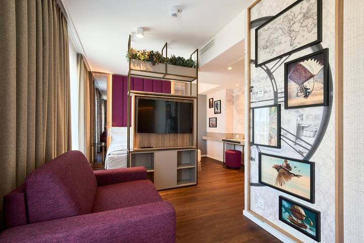 Hotel für 3 Personen, mit Terrasse und Garten in Ringsheim