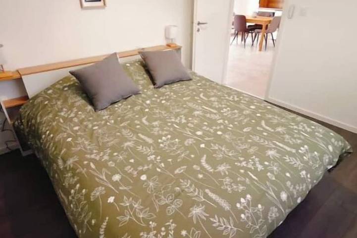 Location de vacances pour 2 personnes, avec jacuzzi et jardin, animaux acceptés dans Saint-Pierre-de-Curtille - 2
