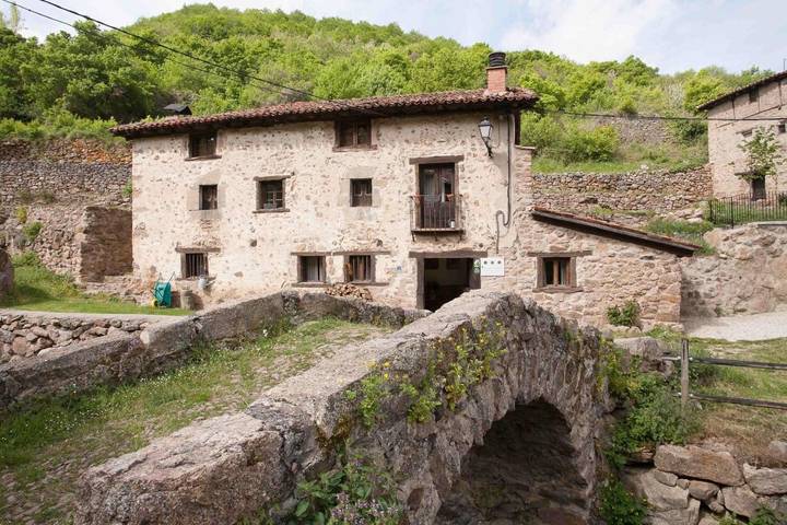 Casa rural para 3 personas, con Terraza además de Jardín y Vistas en Soria