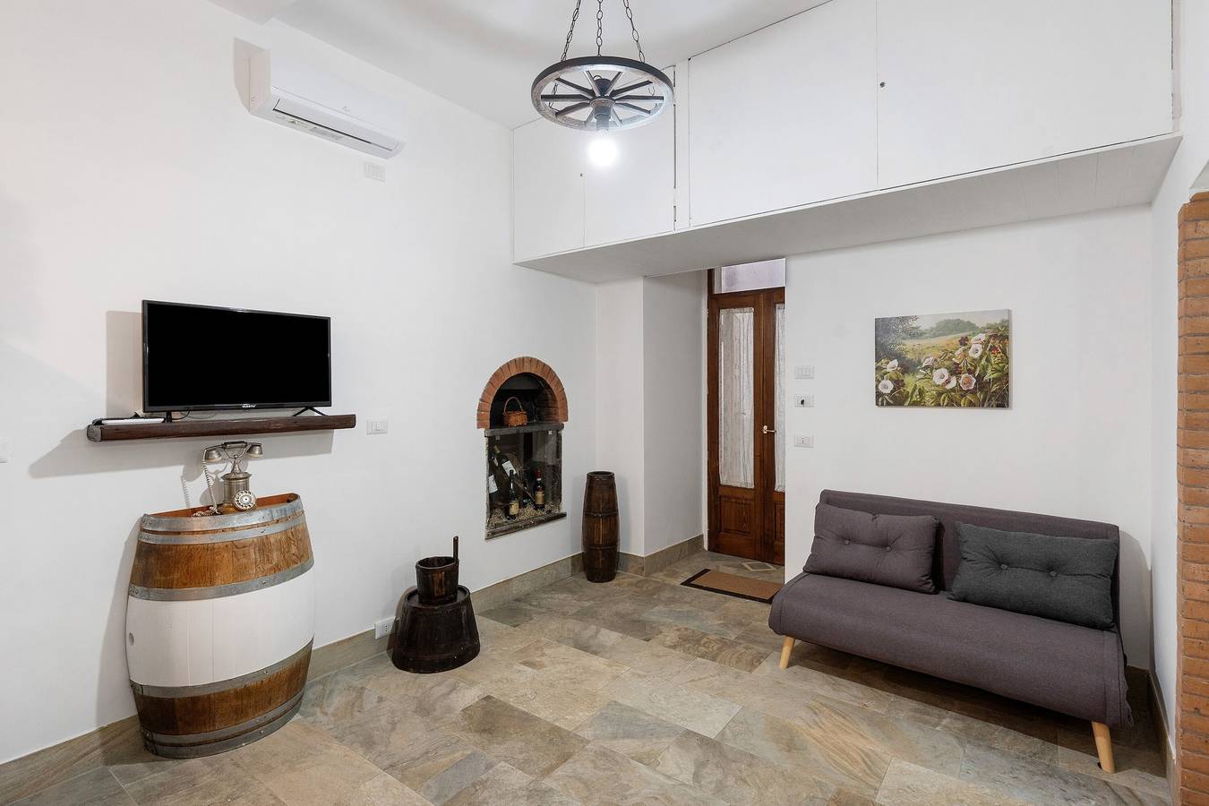 Ganze Wohnung, Ferienwohnung 'La Cantina Di Alba E Tramonto' mit Wi-Fi und Klimaanlage in Pimonte, Monti Lattari