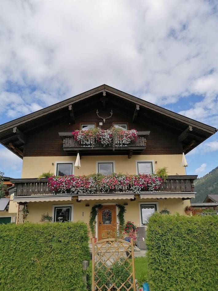 Ferienwohnung für 4 Personen, mit Balkon und Garten sowie Ausblick, kinderfreundlich - 1