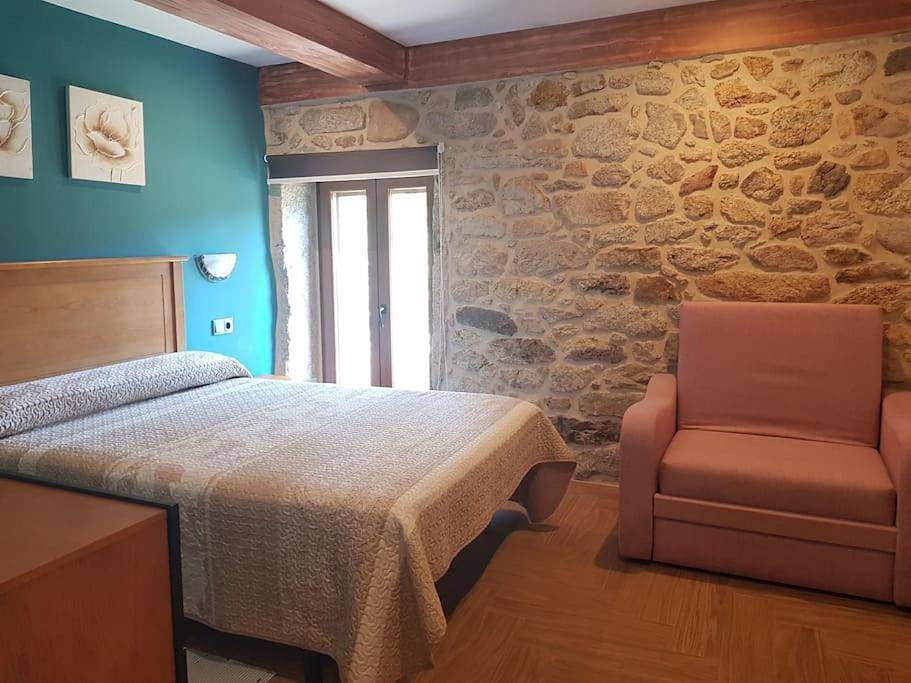 Vibesmuxía - Casa Rural Escola in Muxía, Costa de Galicia
