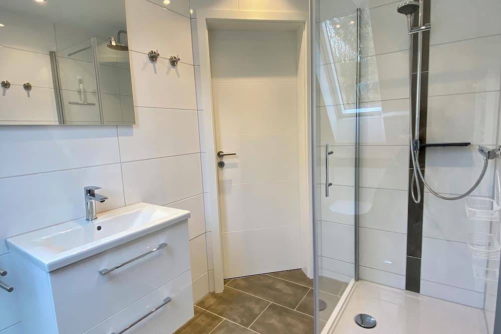 Ganze Wohnung, \"Ruhe und Natur erleben\" im Apartmenthaus Ruhezeit Apartment \"Salzböde\" in Bad Endbach, Naturpark Lahn-Dill-Bergland