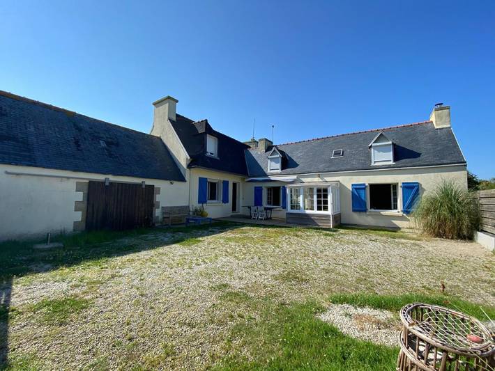 Gîte pour 4 personnes, avec jardin et terrasse, animaux acceptés à Tréogat