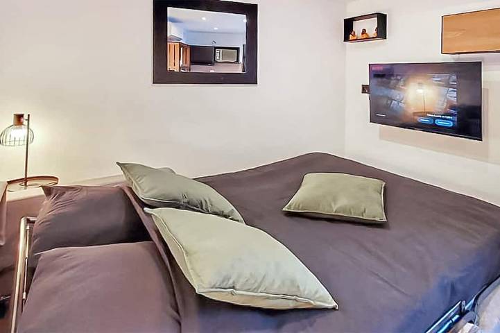 Lovely home in Jonquerettes in Jonquerettes, Vaucluse