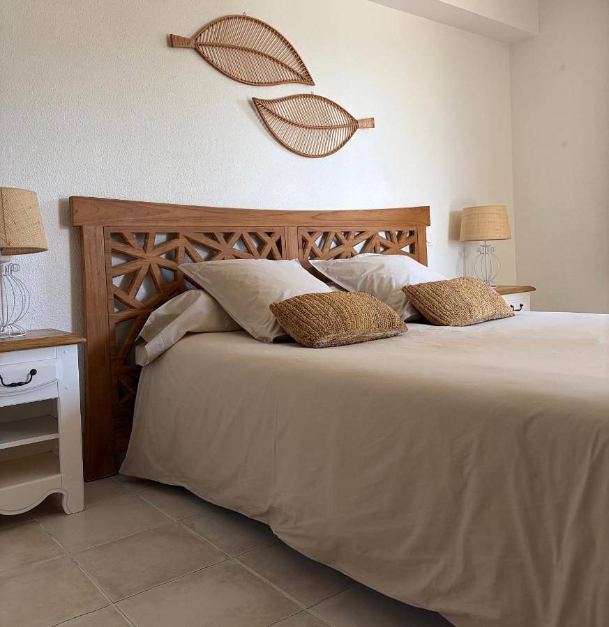 Double Room with Private Bathroom in La Londe-les-Maures, Côte méditerranéenne (France)