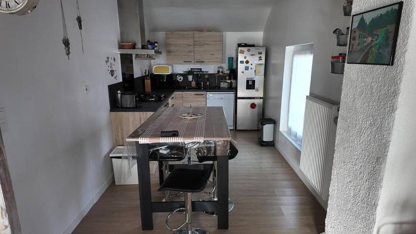 Gîte pour 4 personnes, avec vue et jardin à Jougne - 2