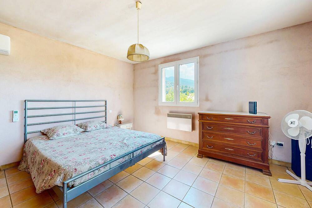 Superbe maison de 3 chambres à Bédoin in Bédoin, Parc naturel régional du Mont-Ventoux