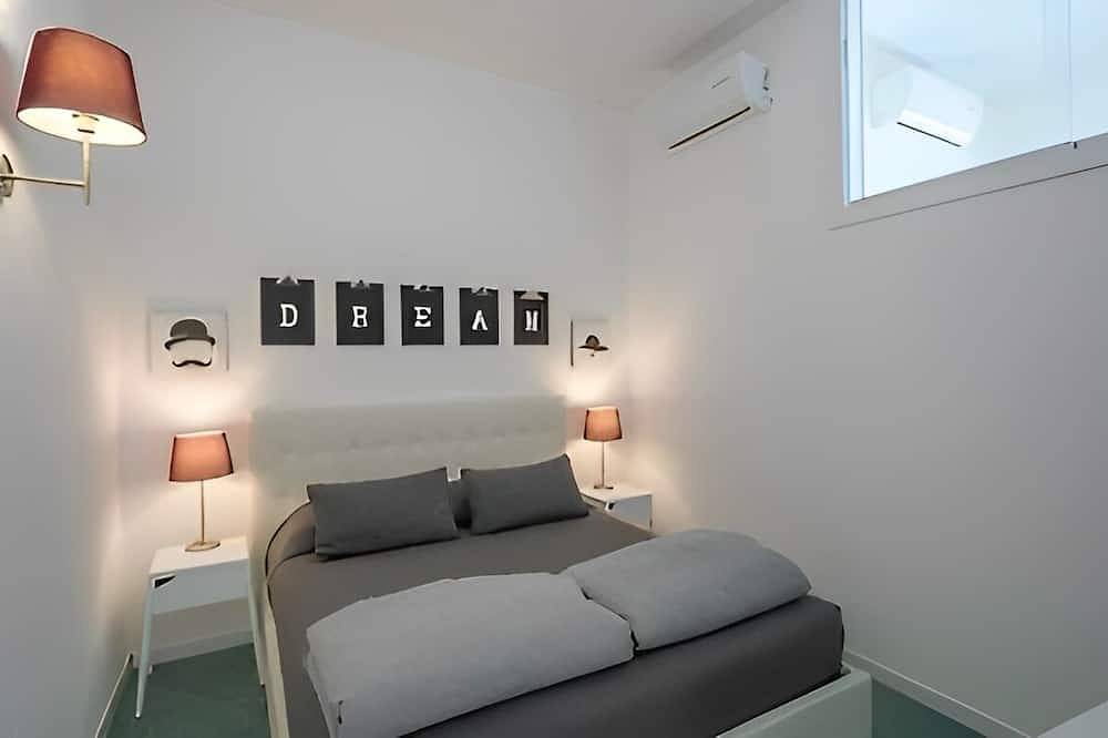 Ganze Wohnung, Amalfi:Superior Deluxe Apartment With Large Terrace Sea View-Bus Stop in Amalfi, Amalfiküste