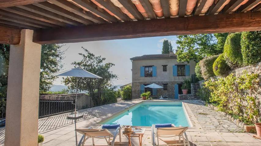 Maison de vacances pour 7 personnes, avec jardin et piscine à Montauroux