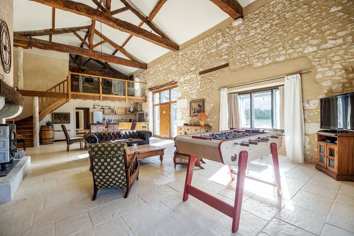 Villa pour 6 personnes, avec terrasse ainsi que piscine et jardin en Dordogne - 3