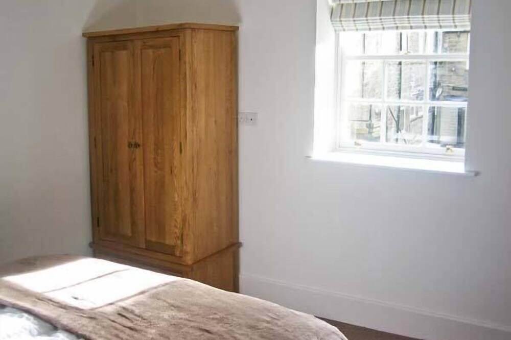 No. 5 The Stables, character holiday cottage in Pateley Bridge in Pateley Bridge, Nidderdale AONB