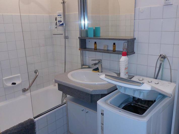 Gîte pour 4 personnes dans Office De Tourisme De Brides Les Bains - 4