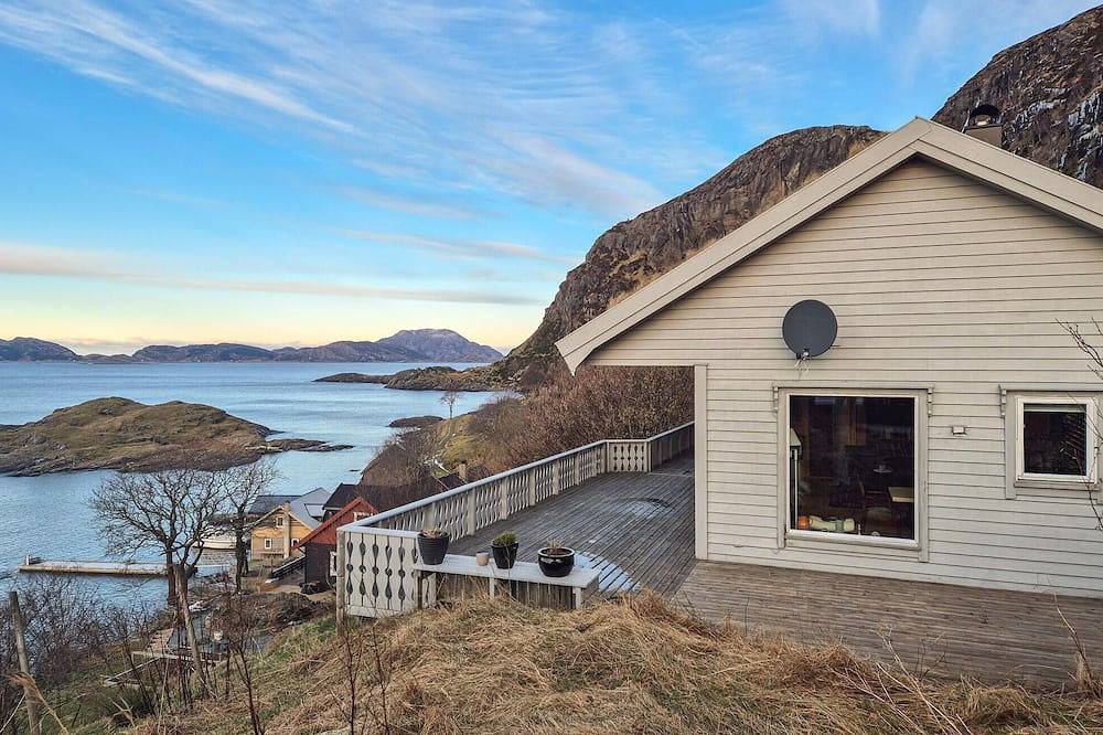 Gemütliches Haus in Tansøy mit Panoramablick in Flora