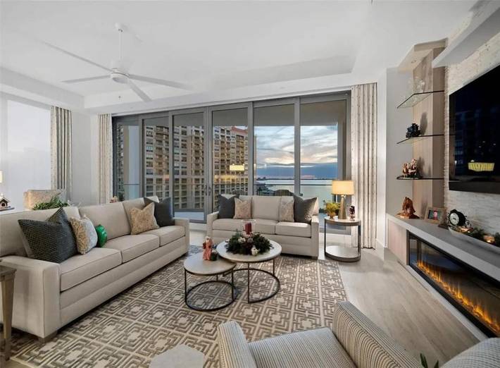 Lägenhet för 8 Personer, med bubbelpool samt pool och trädgård och bastu - 1