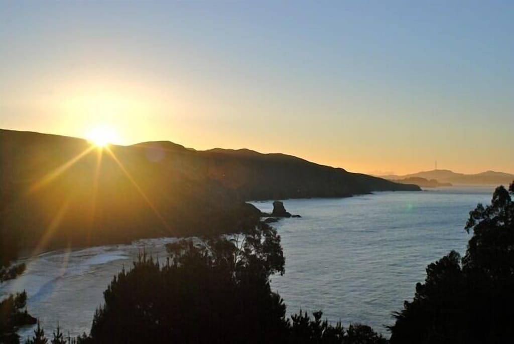 Perfekt privat New Coastal Home - Atemberaubender Meerblick in Muir Beach, California North Coast