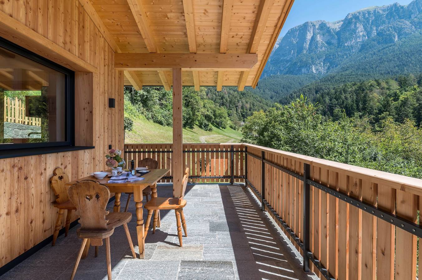 Ganze Wohnung, Ferienwohnung 'Chalet Kasch Berg' mit Bergblick, Privatem Garten und Wlan in Ums, Völs am Schlern