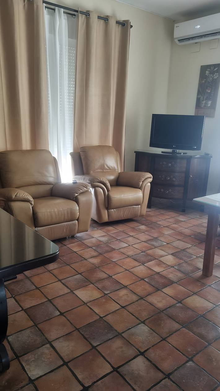 Casa rural para 10 personas, con jardín, Se admiten mascotas en Sierra Norte de Sevilla - 3