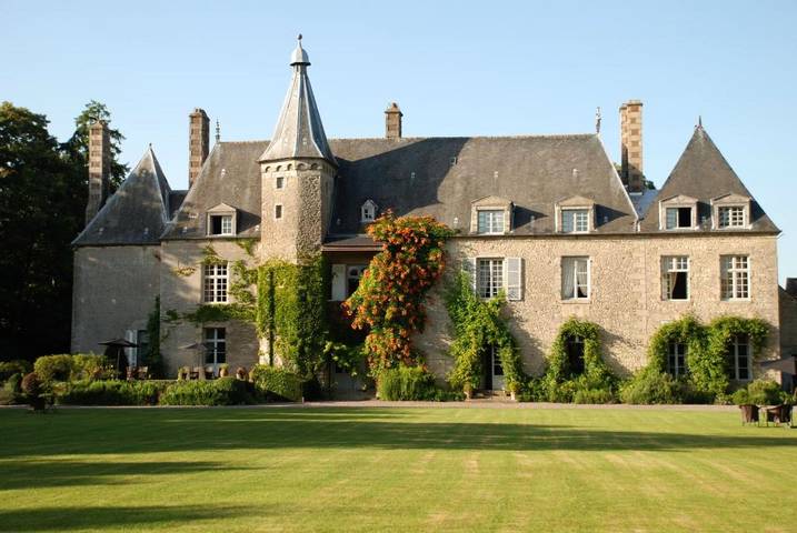 Hôtel pour 2 personnes, avec Jacuzzi et Terrasse ainsi que Jardin et Piscine