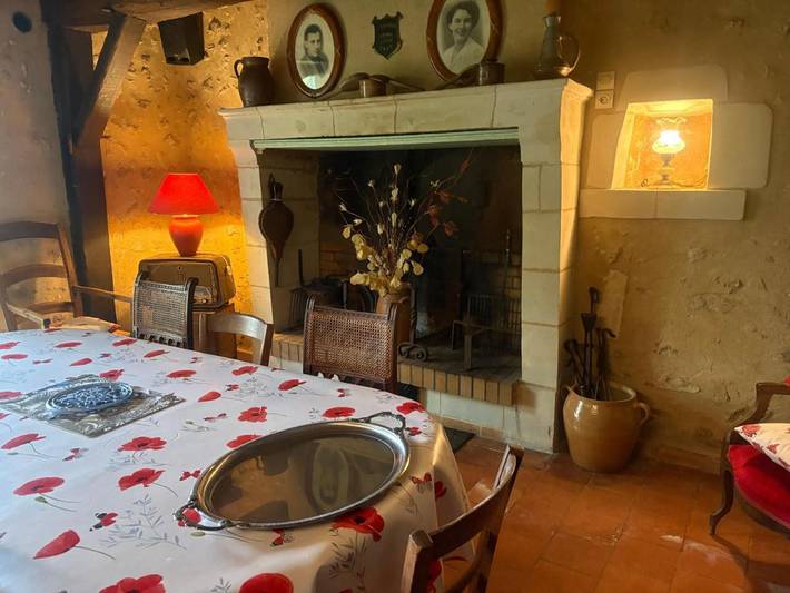 Location de vacances pour 6 personnes, avec jardin à Lhomme - 4