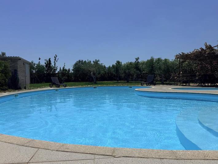 B&b per 3 persone, con Terrazza e Giardino nonché Piscina e Panorama a Capoterra