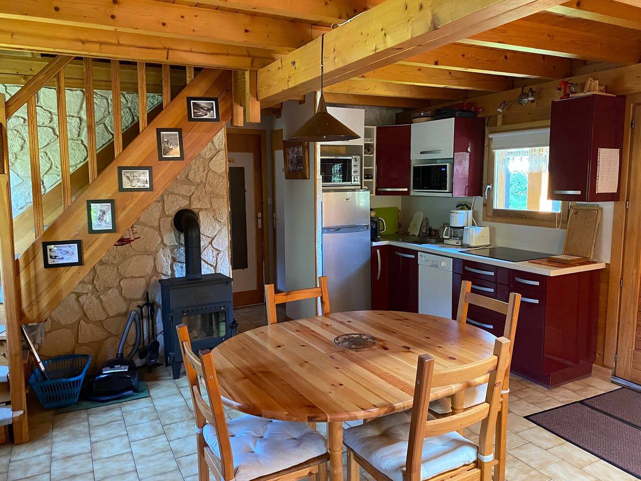 Chalet « 6p Classique-Les Ajoncs D'or » avec vue montagne, terrasse privée et Wi-Fi in Verchaix, Région de Bonneville