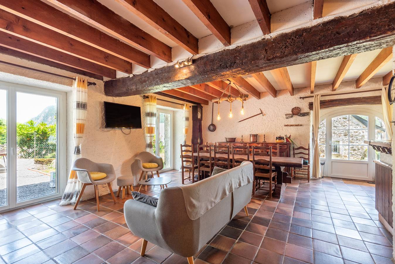Bergchalet 'Au Milan D'Oré' – Atemberaubende Aussichten, private Terrasse und Wi-Fi in den Pyrenäen in Gère-Bélesten, Béarn