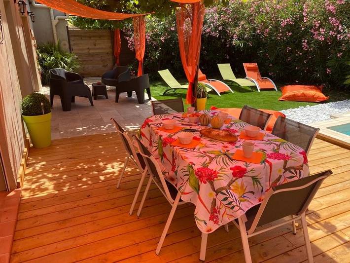 Location de vacances pour 6 personnes, avec jardin et piscine à Tavel - 4