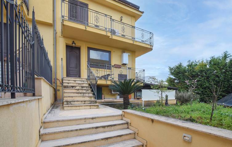 Appartamento per 6 persone a Casteldaccia