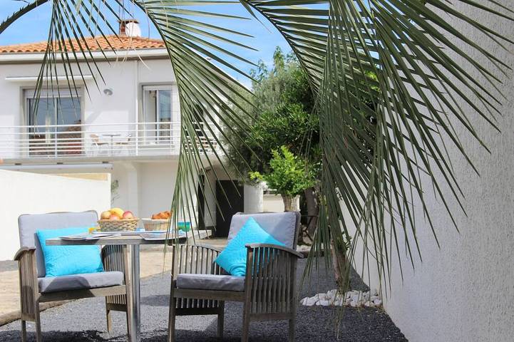 Location de vacances pour 12 personnes, avec Balcon/Terrasse ainsi que Terrasse et Jardin dans Plage Saint-Vincent (Agde)