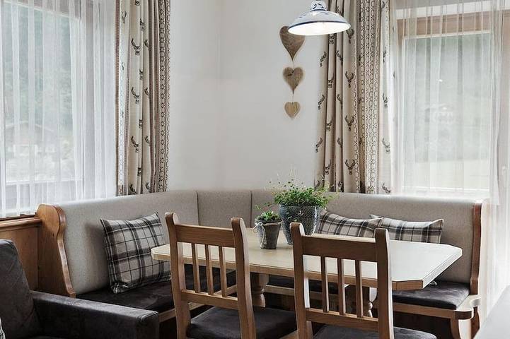 Hütte für 4 Personen, mit Balkon und Garten sowie Sauna in Großarl