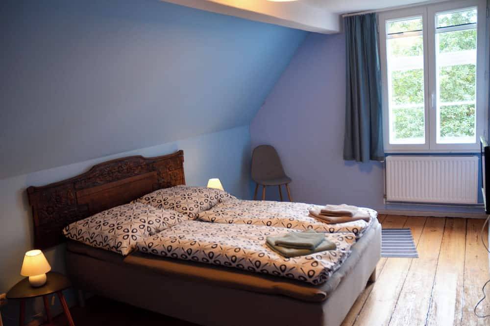 4****Reetdachhaus mit 6 Schlafzimmern, 5 Bäder in Lenzerwische, Prignitz
